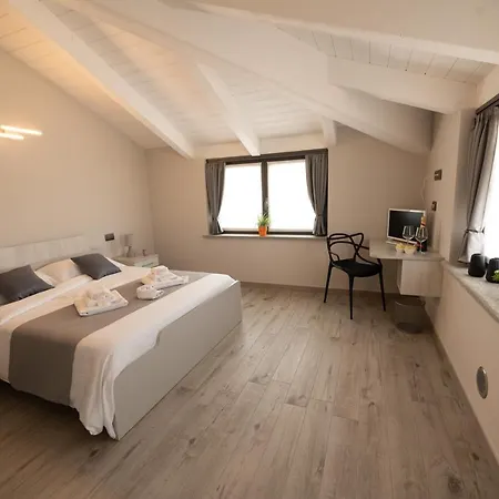 Couette-café Ma.gi.a 3*